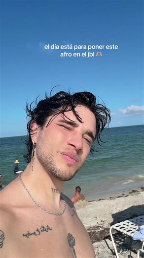 Afro Hairstyles con Julian Serrano