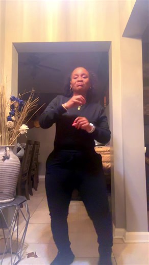 Step On Remix (Big Boogie) Every beat felt, every step intentional. No rush, just motion—locked in with the music.Great Cardio. #StepOnRemix #BigBoogie #StepOnChallenge #fypシ゚viral #fypシ゚viral🖤