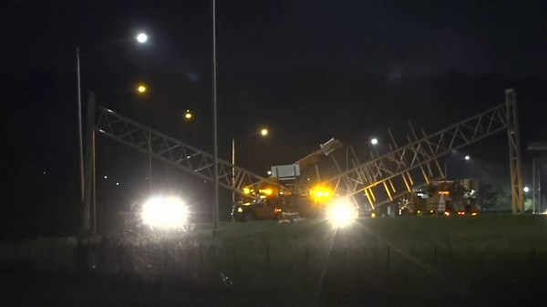 I-64 reopens at 255 more than 12 hours after sign collapse forced closure