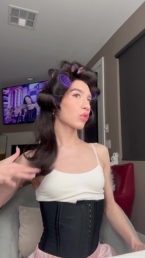 Kaia Miller and Kia Bojorquez Hair Blowout Leaks