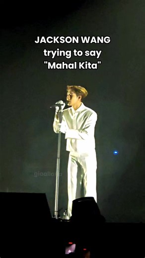 27K views · 979 reactions | Jackson Wang trying to say "mahal kita." ---------- JACKSON WANG's MAGIC MAN 2 WORLD TOUR 2025 - 2026 in Manila Concert at the Smart Araneta Coliseum #JacksonWang #magicman2worldtour #王嘉尔 #잭슨 #JacksonWangInManila | Gia Allana | Facebook