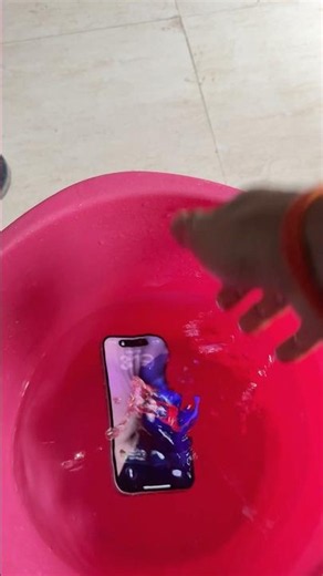 iphone 15 water test 🔥😭 #iphone15 #watertest #sabhow #waterproof