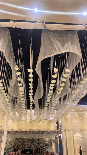 Exploring Luxury Workspaces with Marquee Style