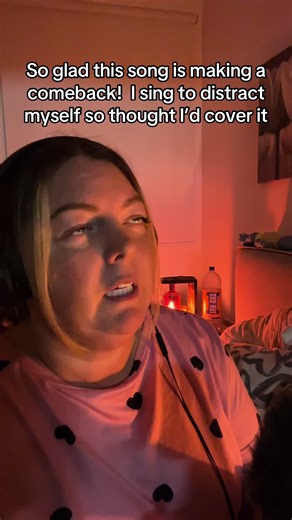 Mel Moon (@mel.moon.comedian)’s videos with original sound - Mel Moon