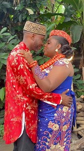 Ikwerre Meets Ikwerre 🙌🏾 Manu & King ❤️ Live Coverage: @riversbrides Bride: @_mannie__ Planner: @augustevents.ng Makeup: @iheomabeauty Hairstyling: @divasbypere_backup Beads & Accessories: @iyenemibeadscollection Gele: @didygele Outfit: @bs_atelier.ng Photography: @kodeblacc @kodeblacc_weddings @save_a_shotweddings Videography: @filmzbydani_ Security: @r2security #RiversBrides | Rivers Brides