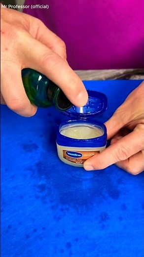 5 Vaseline Tricks That Will Make You More Attractive!