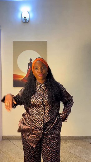 Beeba | Career Coach | HR Creator on Instagram: "Is there anyone I am missing out ? #9to5 #careercoach #corporatehumor #trendingnow #reels #viralvideos #explore #workplace #compliment #work #office"