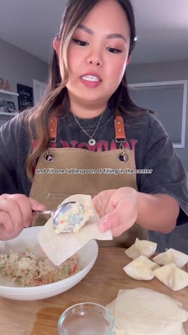 Stephanie Tea on Instagram: "I tried to make them in the air fryer and it just doesn’t have that same crunch but it’s not baaaad but they don’t give the same crunch factor! But if you want to try, spray cooking oil all over the wrapped wontons and air fry at 375 for 10-12 mins or until crispy-ish 😅 ➡️ Recipe: Crab Rangoons- Fried Wontons Makes 15-18 pieces - [ ] 8oz Cream cheese, room temp - [ ] 5-6 sticks of imitation crab, cut into 1in pieces and shredded (or 3/4 cup of real crab meat) - [ ] 