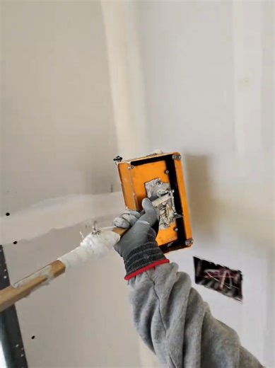 Essential Drywall Tools for Construction Professionals