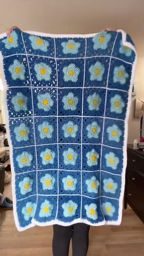 How to Make a Stunning Crochet Flower Blanket