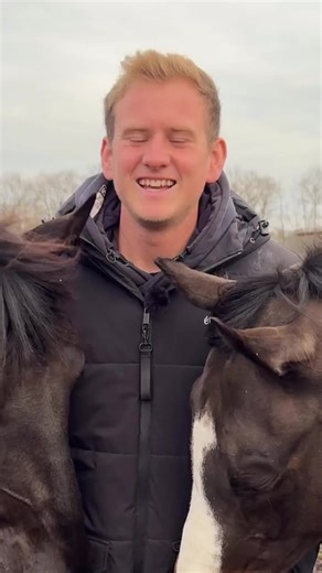 Building a Snowman: Tips for a Perfect Winter Fun