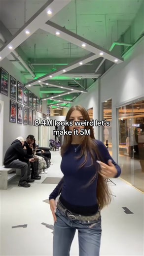 Understanding Viral Trends in Social Media