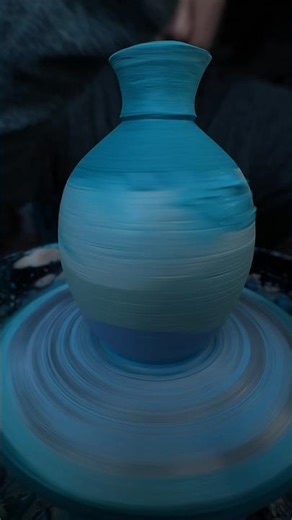 Mishap with the slip covered sponge 🧽 #minipottery #clayartist