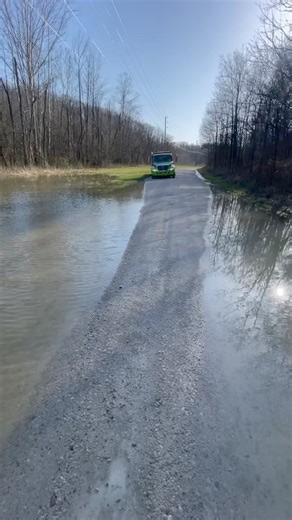 21K views · 485 reactions | Remember, if you get trapped in a flood and the car becomes submerged, don’t waste energy trying to open the door, don’t roll down windows! Climb in the back seat (the front of the car will sink fastest) stay calm and kick out the rear windshield. The rear windshield is your safest exit in standard flood situations. Stay safe and keep calm. | Tow truck wags | Facebook
