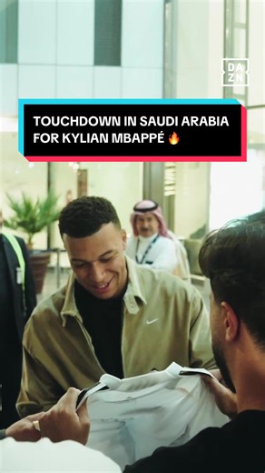 Kylian Mbappé Arrives in Saudi Arabia for Super Cup