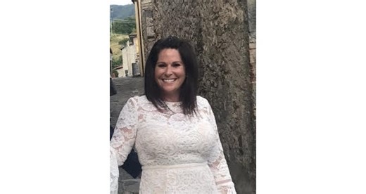 Holly Suzanne (Sanders) Pighini Obituary (2024) - Barrington, IL - Davenport Family Funeral Home and Crematory - Barrington