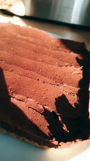 Chocolate Cheesecake Recipe! First TikTok video..not as easy as they make it look 🤣😅 Hats off to those that do these often😂#recipes #cheesecake #pudding #chocolateIngredients/Method:Base:Crumble 150g digestive biscuits,add 1 tbsp caster sugar, mix in65g melted butter. Press into tin,put in the fridge for 30mins.Cheesecake:Melt 150g dark chocolate set aside,120ml double cream, whip & add 2 tsp cocoa powder set aside,Mix 200g soft cheese &115g caster sugar then fold cheesecake ingre