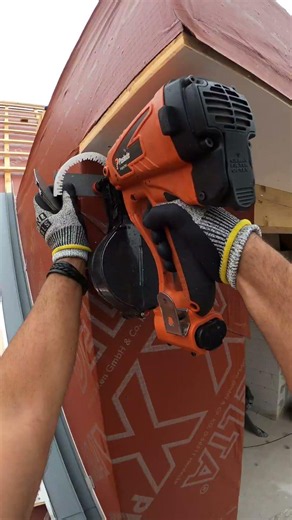 Grip, cut & power - 3 pro tools for a faster job site.