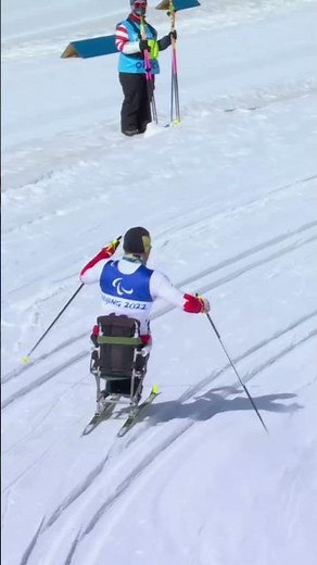 🎿🐧 Climbing up the mountain!