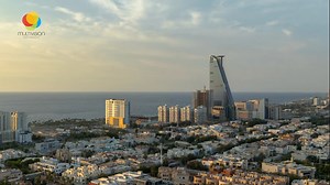 Creating a hyperlapse video (a technique in time-lapse photography that allows the photographer to move the camera along a carefully chosen path) along the Jeddah Corniche using a drone can provide stunning views of both the bustling day and serene night along this waterfront promenade in Saudi Arabia. | Yaheya Photography | Facebook