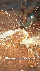 Restoration of Rusty Chassis #mechanicjack #mechanic #restoration #craftsmanship #oldschool #rusty | Mechanic Jack's team