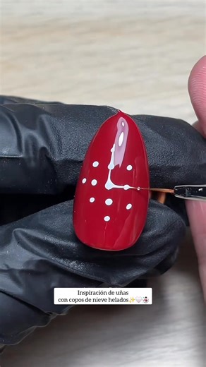 The easiest snowflake tutorial for this holiday season, with a little trick to make it look frosty and✨️ even cuter ✨️🤍☃️ | Yc Estar