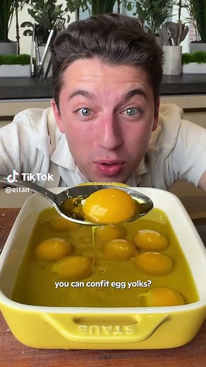 How to Confit Egg Yolks for Delicious Dishes