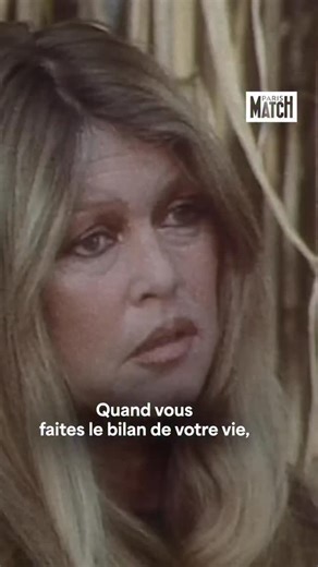 🕊️ Brigitte Bardot, une vie de combats et de convictions Si son aura a illuminé le cinéma et marqué des générations, Brigitte Bardot restera aussi comme l’une des voix les plus puissantes pour la défense animale. Un engagement viscéral, qu’elle n’a jamais caché, notamment ce 2 janvier 1983, sur le plateau d’Antenne 2, où elle parlait de cette cause « à cœur ouvert ». Cette vidéo retrace une existence intense, faite de lumière, de ruptures et de combats, menée sans jamais renier ce qui lui tenai
