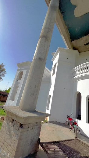 Ghin mari kothi di photo #Javedplace