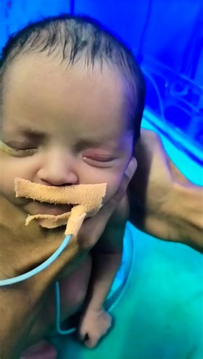 Baby burping after milk feed EBF 😘😘😘 #newborn #bestfeed #beautiful #viralreels | Babytrue Carre