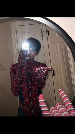 so fine I had to pull out all the reaction pics || @1VERSE @_nkoukou_ || #fyppppppppppppppppppppppp #kpopfyp #1verse #relatable #nathan1verse