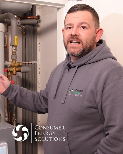 1.6K views | No power at your controller? Neil’s here with quick troubleshooting tips to keep you running this winter. Watch the full videos here ➡️ https://www.youtube.com/watch?v=4pPyEFgb2Hc&t=41s #EnergisingYourGreenerWorld #TeamCES #EnergyEfficiency #HeatPumpTips | Consumer Energy Solutions Ltd | Facebook