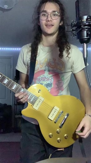 Easy Guitar Tutorial: Lenny Kravitz's ‘Fly Away’