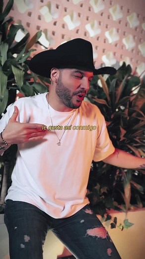 Música Parrandera Colombiana con Lukas Bloom en Medellín, Antioquia