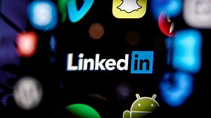 LinkedIn CEO to step down