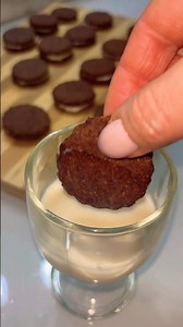 Breakfast biscuits or filled snacks