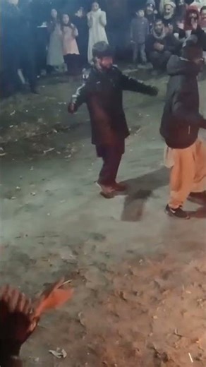 Zubair garum phonik / Beautiful Chitrali Dance | Traditional Khowar Dance | Ayna e Chitral