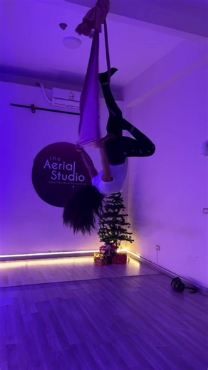 Aerial Hammock Spinning Techniques for Beginners