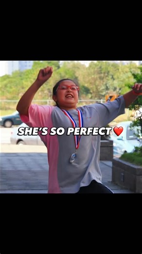 張嘉介 on Instagram: "2025.01.08 超厚雙下巴出動"