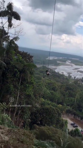 dekhiae friend kaise ye ladki#funny #viral@maintain