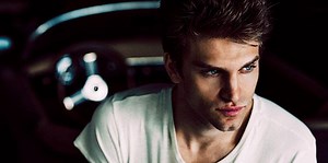 Keegan Allen: actor, shutterbug, mystery man