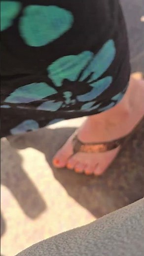 I stepped on an ant #crushexperiment #asmrcrush #highheels #sandals ##Pebbles