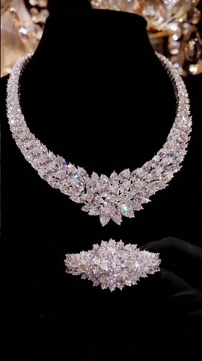 Diamond vs Moissanite — Can You Tell The Difference?