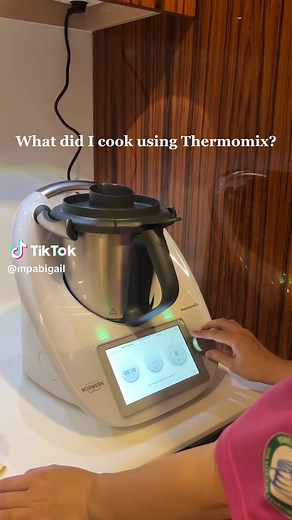 Cooking and Baking Enthusiasm with Thermomix