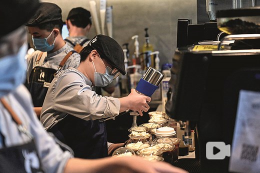 咖啡战争升级，星巴克们能挺多久｜深度回望