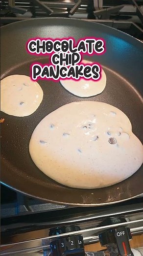 😋watch me make pancakes and waffles!