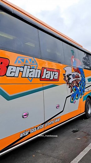 Review Interior Bus Berlian Jaya: Jakarta - Jepara