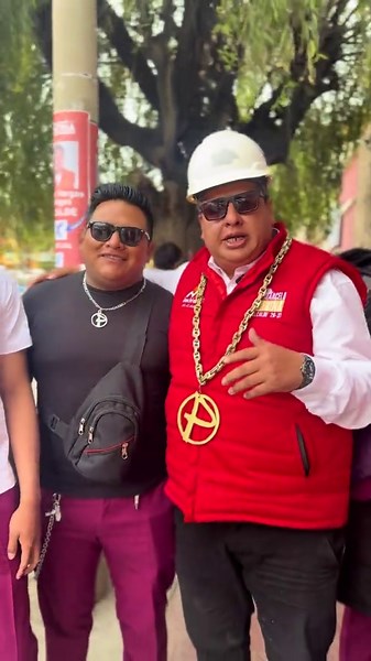 Una vez Pendeks por siempre Pendeks!!! . . . Gracias a mis hermanos de música por todo su apoyo. #oruro_bolivia🇧🇴 #MarceloMedinaAlcalde #Subnacionales2026 #eleccionessubnacionales #elecciones @MARCELO MEDINA -ALCALDE-JACH'A @PENDEK'S BAND OFICIAL @Mashei Medina Ama a Oruro ❤️ @JuanPy Roots @Mashei Medina @
