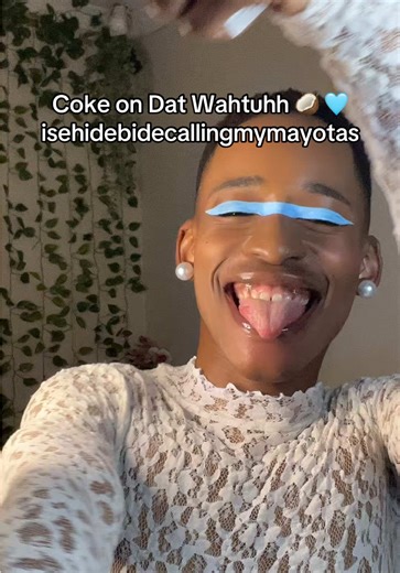 Whatever She Said In The Song - Coke On Dat Wahtuhh 🥥