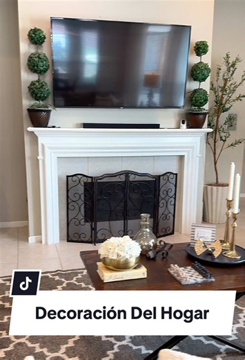 So many moves, so many changes… and yet, these pieces have stayed with me through it all 🤍 I’ve learned that you don’t always need new things—you just need a new vision. Reusing what I already had, I made it work once again. What do you guys think? #homedecor #homedecorideas #homedecorinspo #hogardulcehogar #hogarlimpio